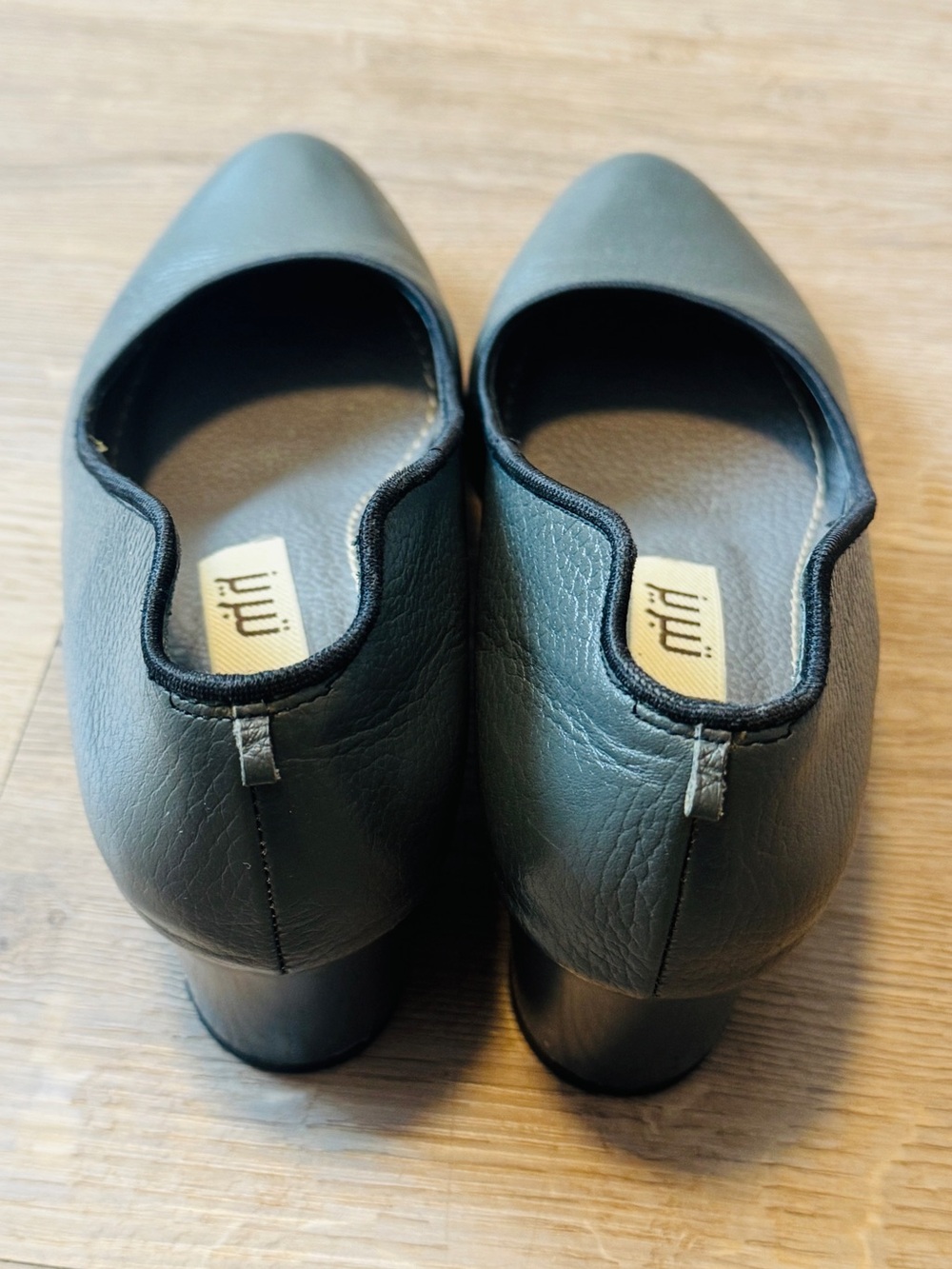 Vintage Tabriz Grey Leather Low Block Heel Slip-on Pumps Made in Iran - 38